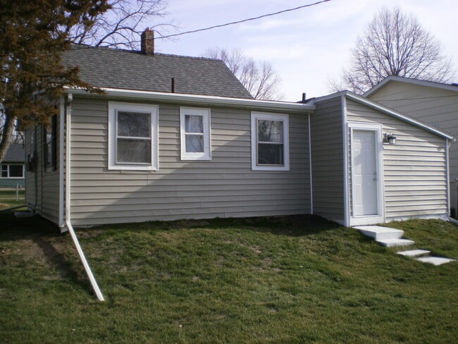 Rear yard - 1080 26th St