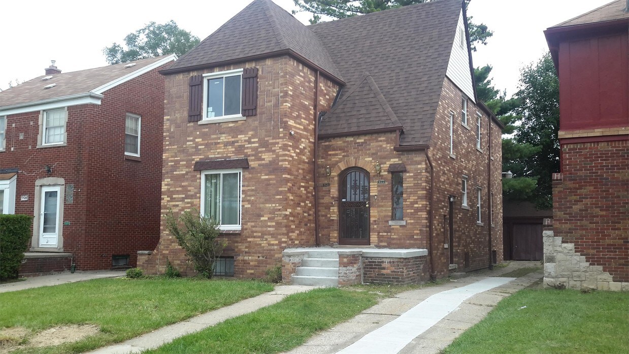 Primary Photo - 9122 Lanco St