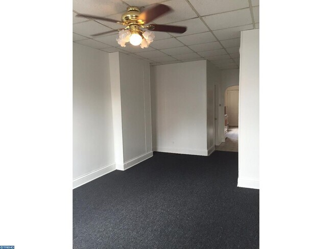 Building Photo - 567 S 14th St
