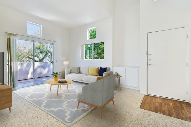 Building Photo - Riverpark