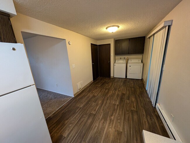Foto del edificio - Woodland Duplex