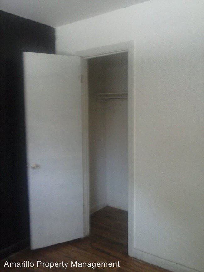 Building Photo - 1704 S Jackson St