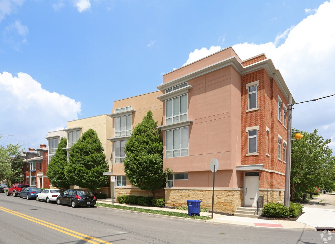 Foto principal - 212-226 S Washington Ave