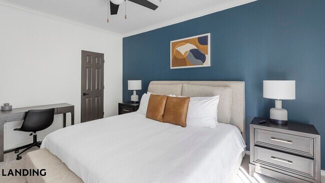 Foto del edificio - 9601 Custer Rd