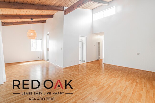 Foto del edificio - 4915 Indian Wood Rd