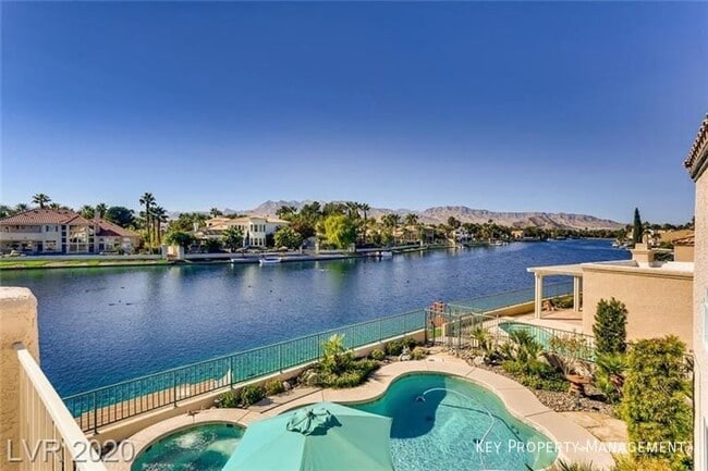 Building Photo - 2741 Crystal Beach Dr