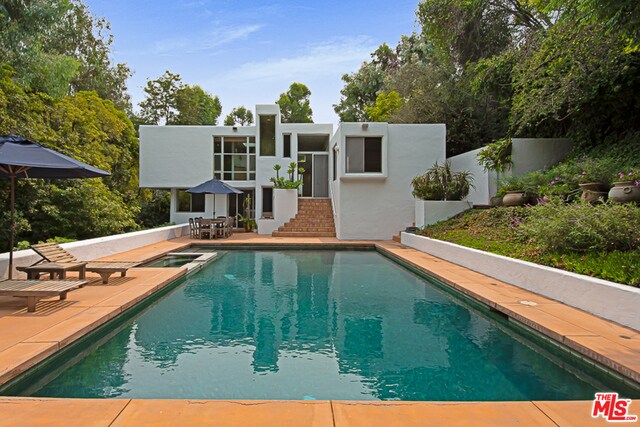 Foto principal - 286 S Westgate Ave