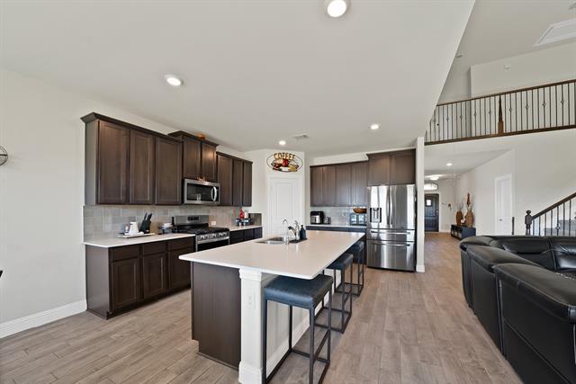 Foto del edificio - 10700 Rock Bolt Dr