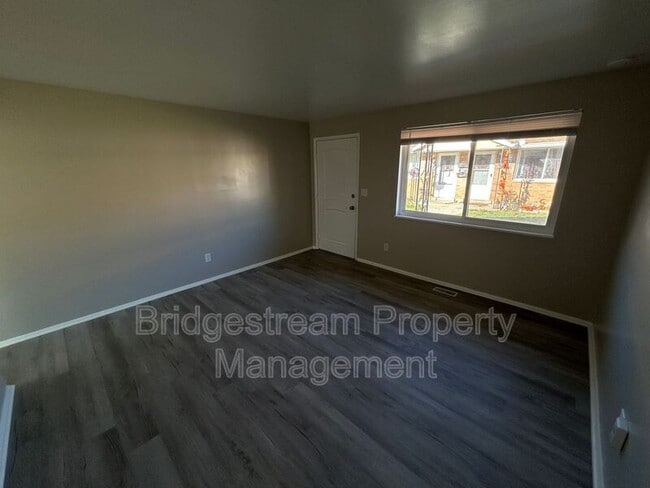 Foto del edificio - 4922 Leeper St