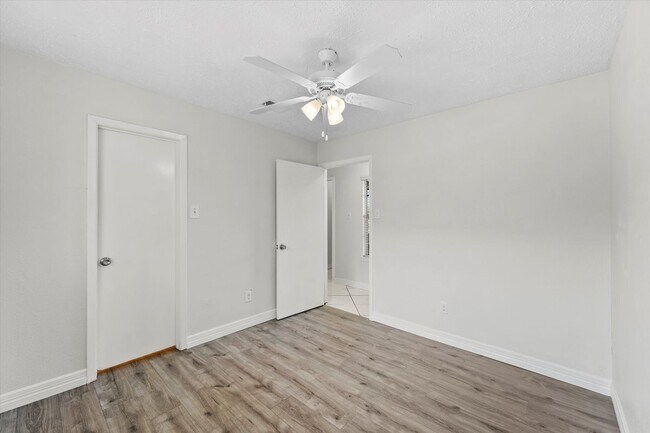 Foto del edificio - 7314 Ridgeberry Dr