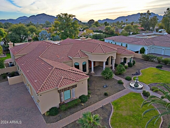 Building Photo - 6223 E Via Estrella Ave