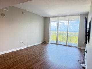 Foto del edificio - 350 N Federal Hwy