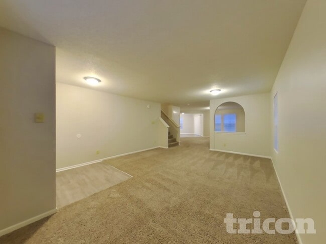 Building Photo - 8146 Firefly Way