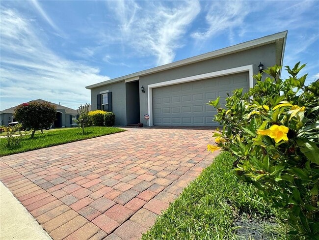 Building Photo - 453 Disa Dr
