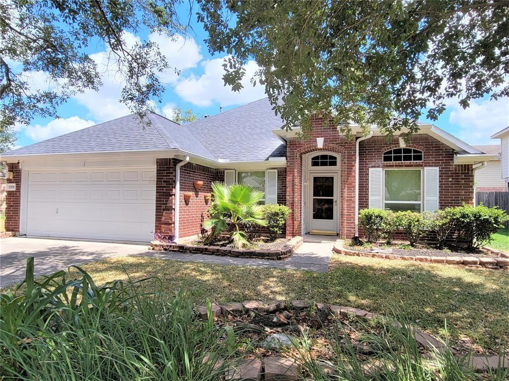 Primary Photo - 13910 White Oak Glen Ct