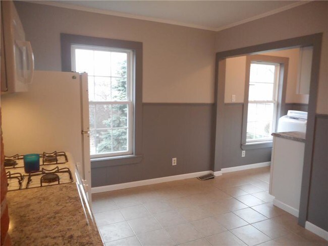 Foto del edificio - 107 Avenue M