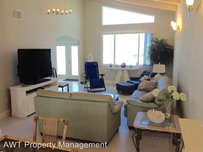 Foto del edificio - 2732 S Ocean Shore Blvd