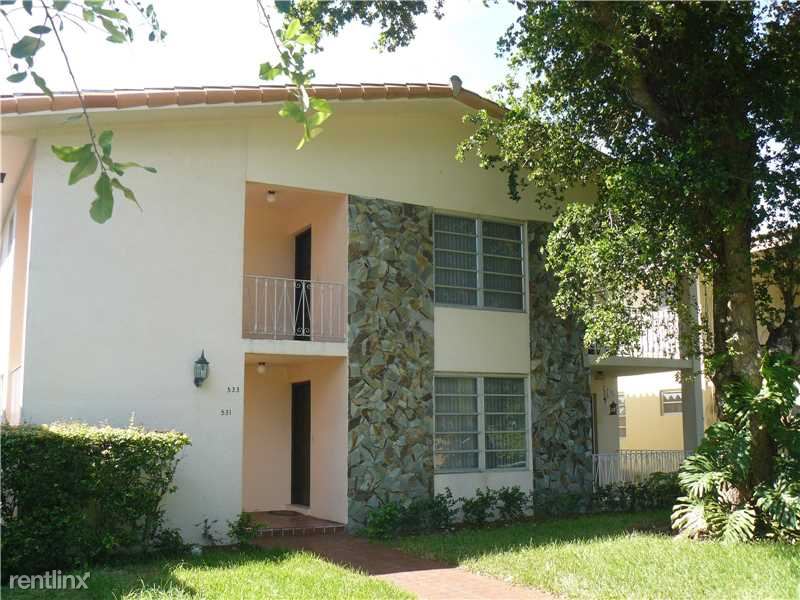 Foto principal - 531 Menendez Ave