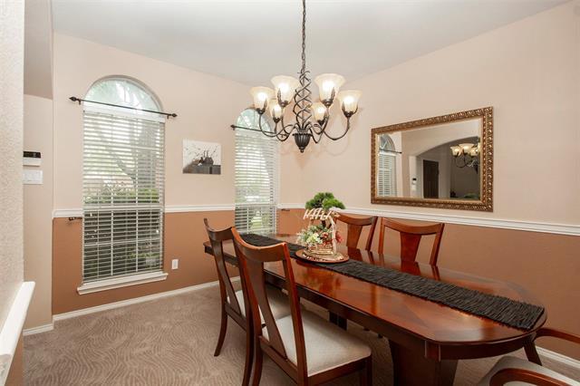 Foto del edificio - 423 Trinity Dr