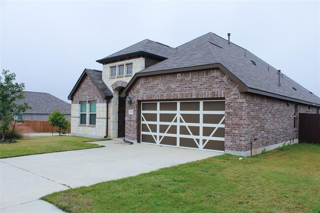 Building Photo - 1033 Leadtree Loop