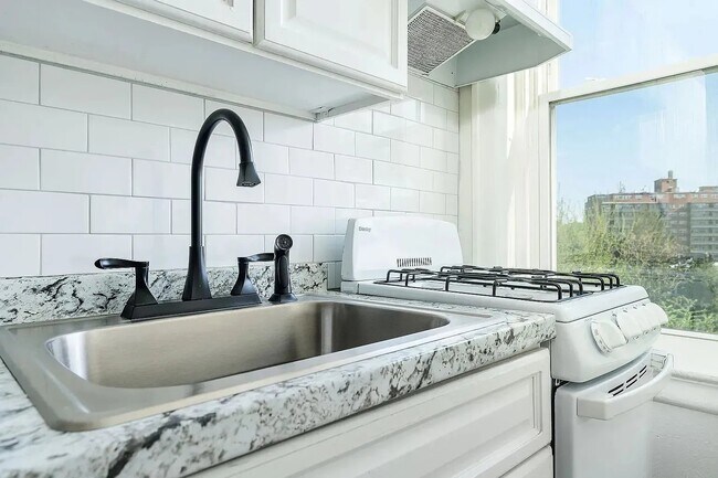 Foto del edificio - 2217 N 51st St