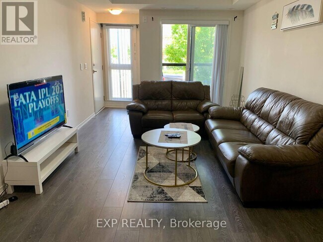Photo du bâtiment - 8855-8855 Sheppard Ave E