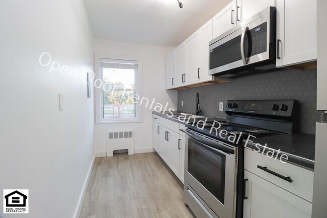 Foto del edificio - 1823 Griswold Dr
