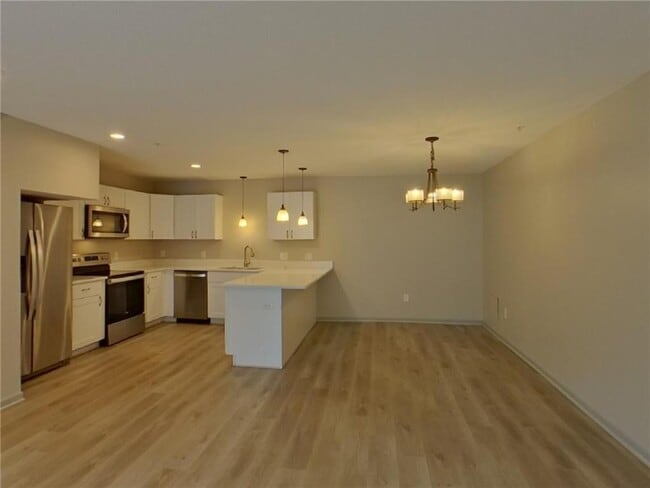 Building Photo - 827 Garceau Ln