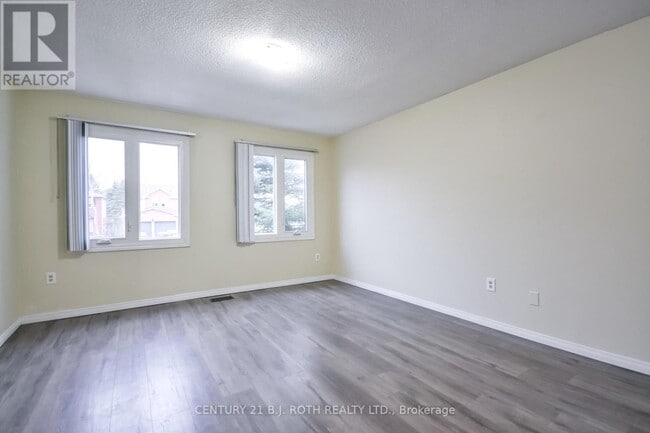 Building Photo - 51 McDougall Dr