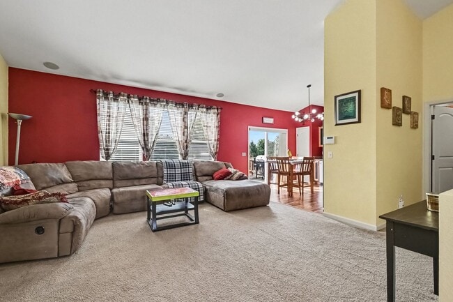 Building Photo - 8421 S 164th St