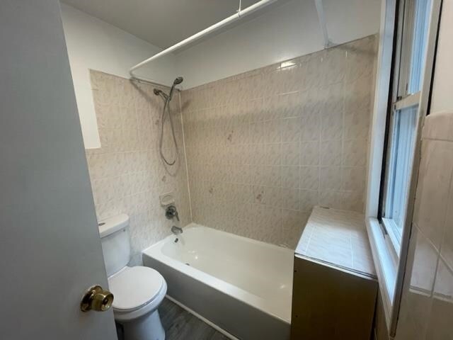 Foto del edificio - 89 Burgess Pl