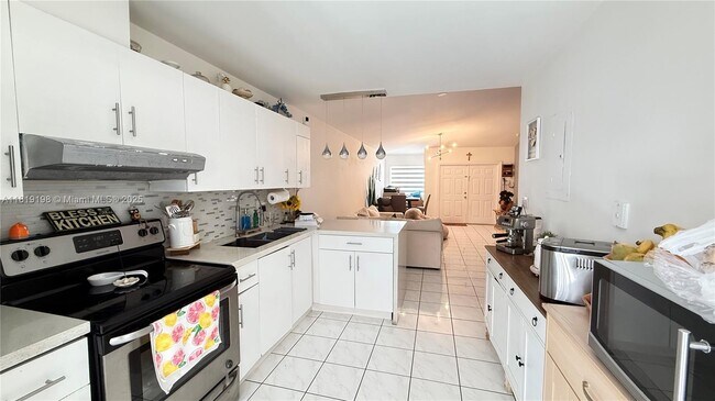 Foto del edificio - 9149 NW 119th Ter