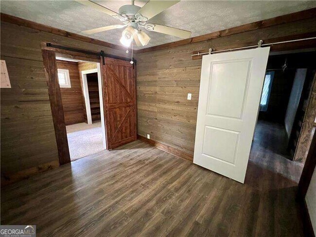 Foto del edificio - 3521 Clay Rd SW