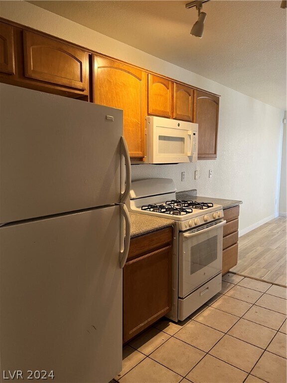 Building Photo - 505 Escoto Pl