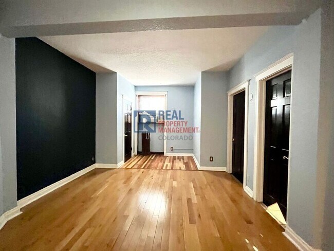 Foto del edificio - 215 E 11th Ave