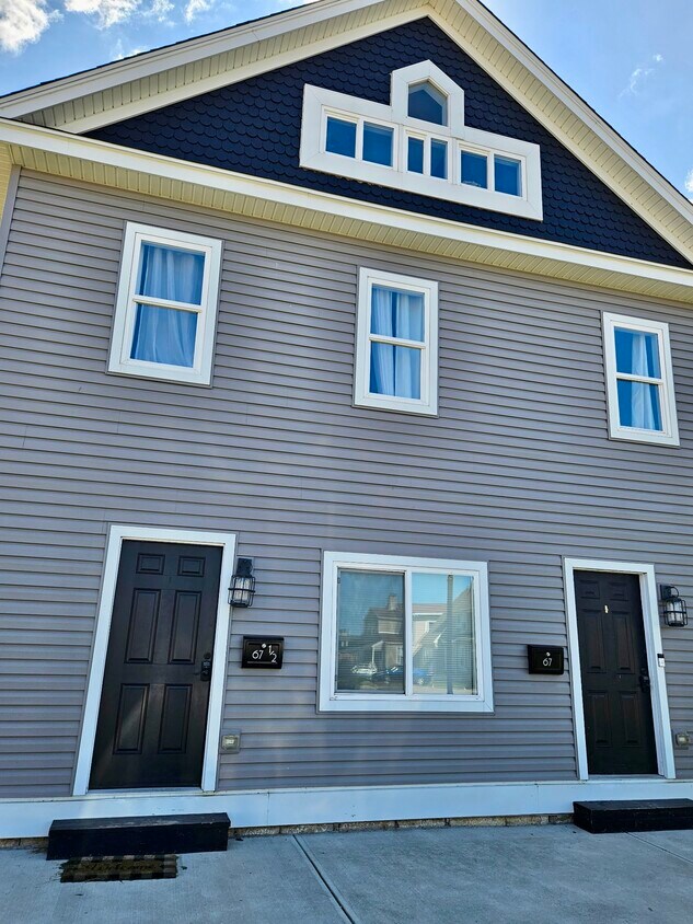 Foto del edificio - 67 W 2nd St