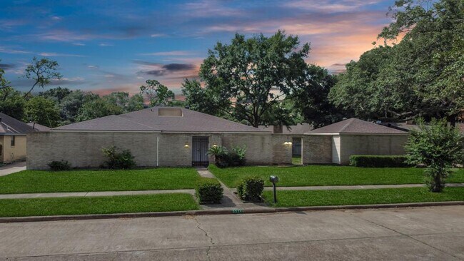 Building Photo - 5514 Blackjack Ln