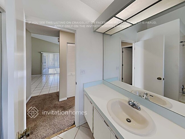 Building Photo - 9101 Easthaven Ct