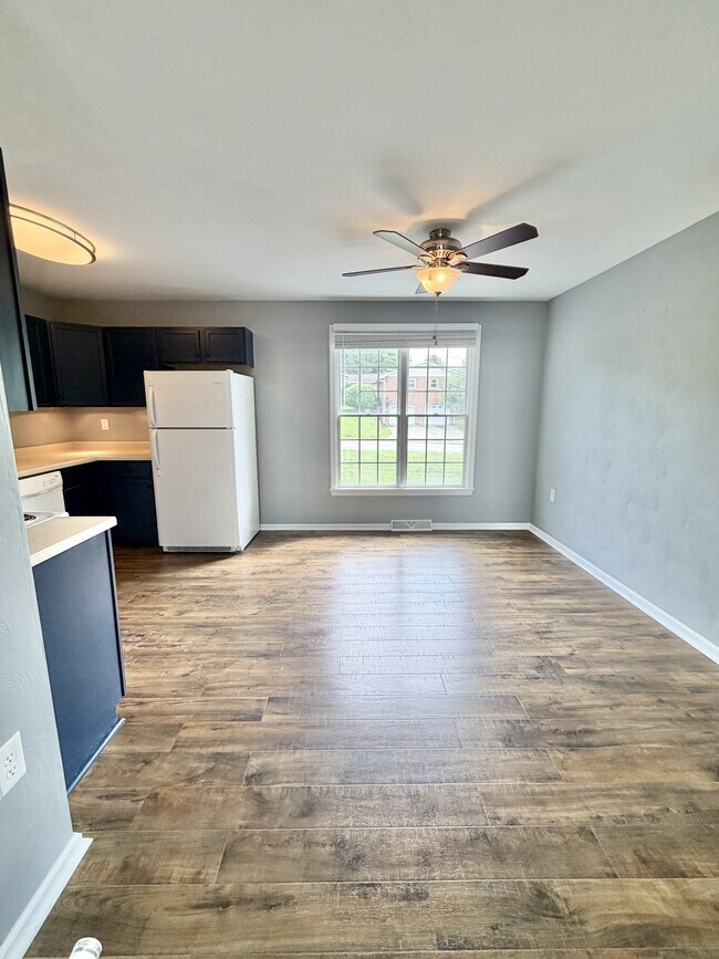 Foto del edificio - 1601 Thistle Dr