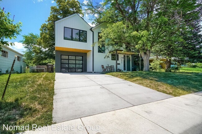 Building Photo - 3 br, 2.5 bath House - 3025 17th St.