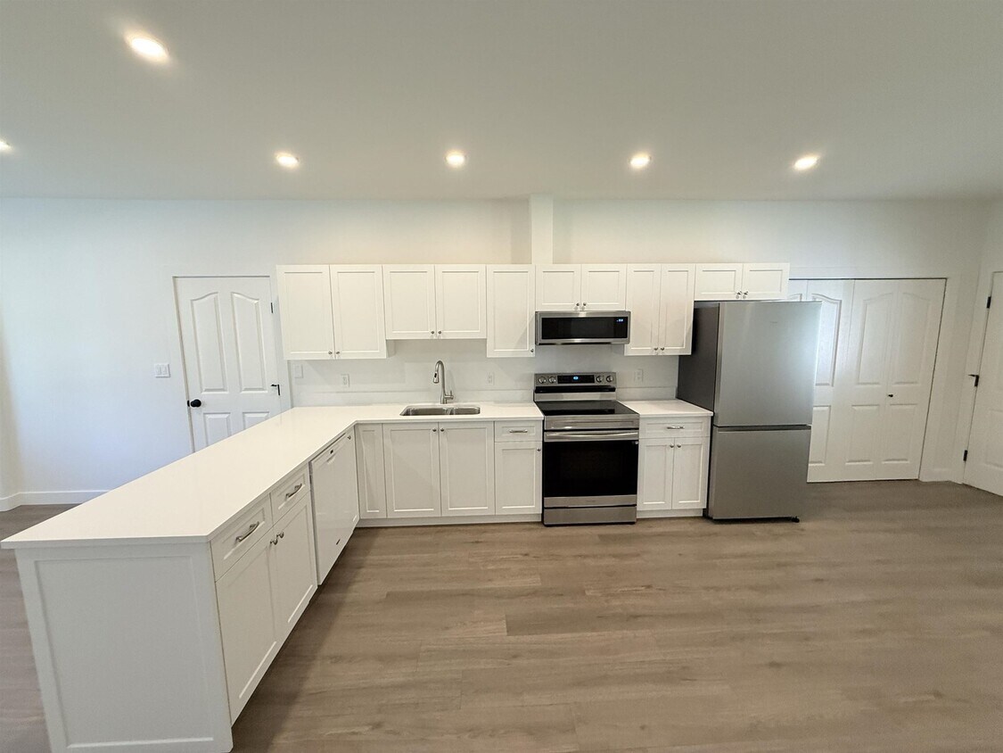 Photo principale - 2643-2128 128th St