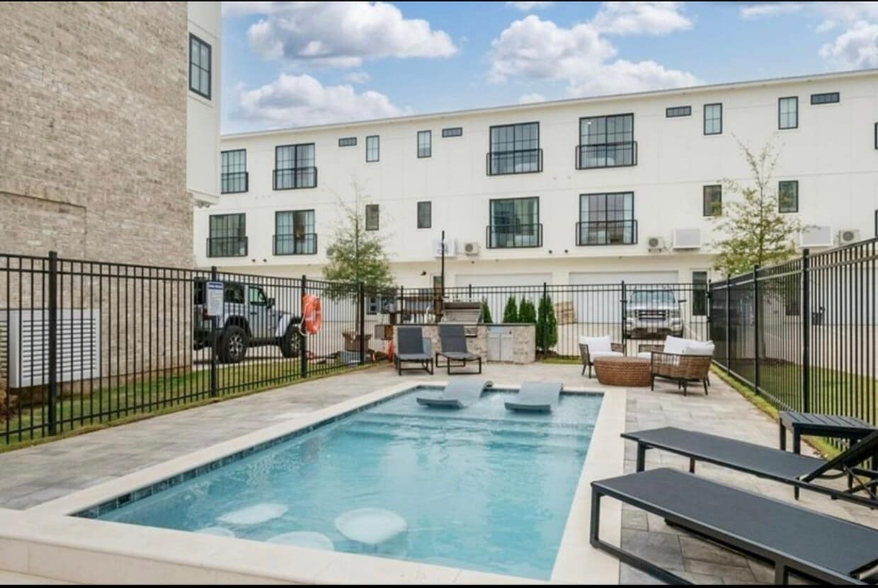 Primary Photo - Ready for immediate move in - Two private ...