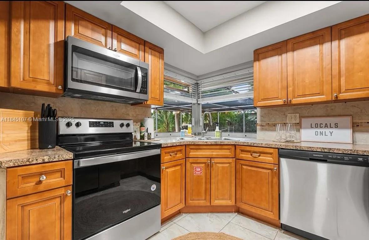 Foto principal - 1891 NW 31st Ct