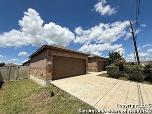 Foto del edificio - 2532 Pahmeyer Rd