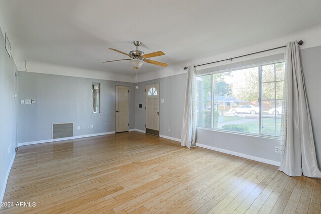 Foto del edificio - 2801 N 25th St