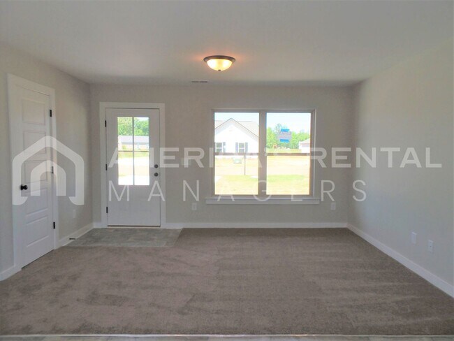 Building Photo - Home for Rent in Talladega! COMING SOON!