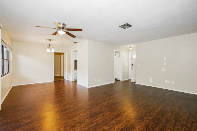 Building Photo - 5418 Ashmeade Rd