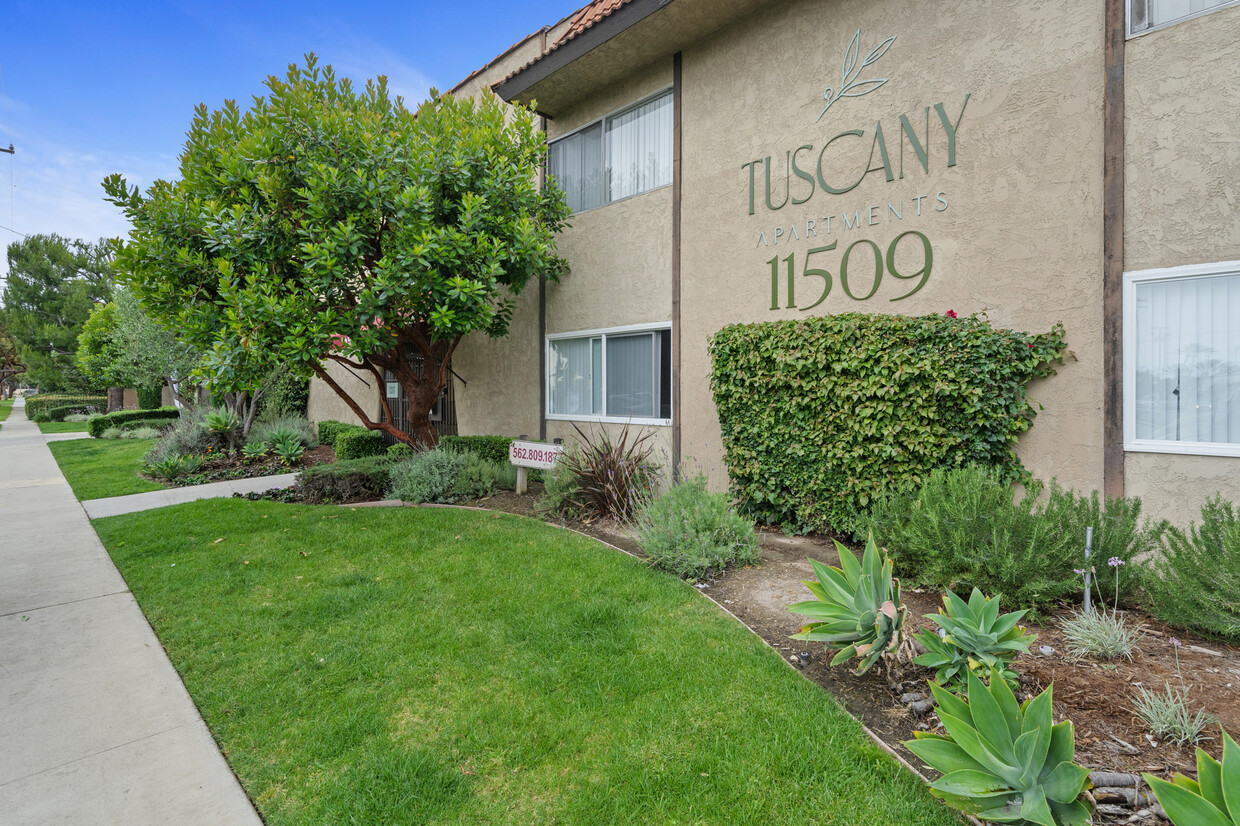 Primary Photo - Tuscany Apartments