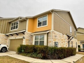 Building Photo - 1620 Bryant Dr