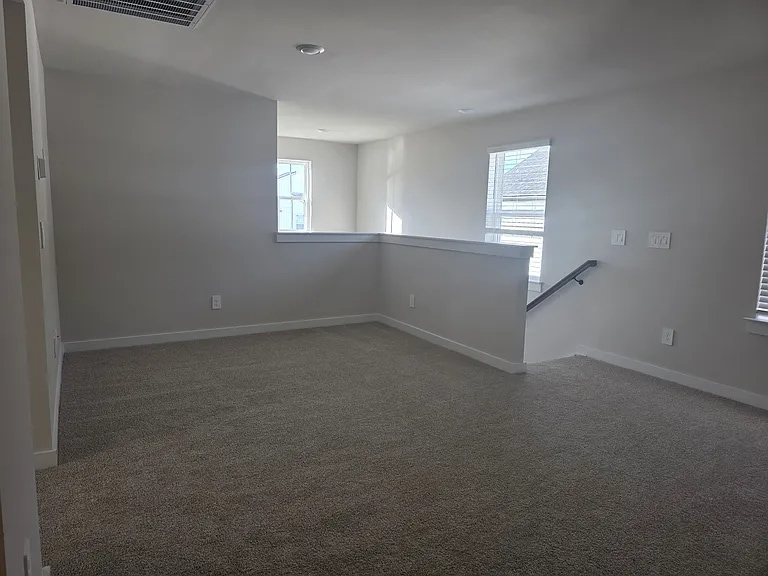 Foto del edificio - 4718 Oak Point Dr